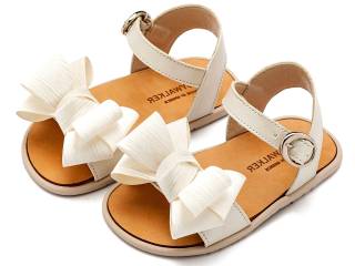 ΠΑΠΟΥΤΣΑΚΙΑ BABYWALKER ΚΟΡΙΤΣΙ  BS3592-IVORY