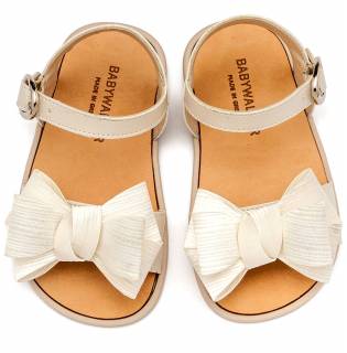 ΠΑΠΟΥΤΣΑΚΙΑ BABYWALKER ΚΟΡΙΤΣΙ  BS3592-IVORY