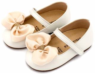 ΠΑΠΟΥΤΣΑΚΙΑ BABYWALKER BW4893-IVORY