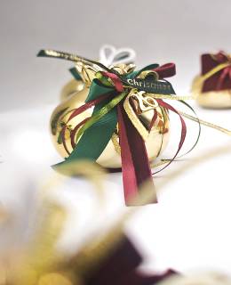 Χριστουγεννιάτικο Ρόδι Πολυτελείας  Χρυσό με Φιόγκο & Κορδέλες (Με Δώρο Συσκευασία)