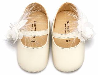 ΠΑΠΟΥΤΣΑΚΙΑ BABYWALKER MI1664-IVORY