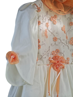 Βαπτιστικό Φόρεμα Εκρού–Πορτοκαλί με Κεντημένα Λουλούδια (12–18 Μηνών)