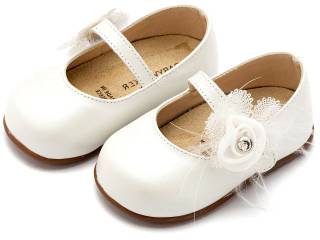 ΠΑΠΟΥΤΣΑΚΙΑ BABYWALKER ΚΟΡΙΤΣΙ  PRI2640-IVORY