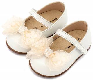 ΠΑΠΟΥΤΣΑΚΙΑ BABYWALKER ΚΟΡΙΤΣΙ  PRI2659-IVORY