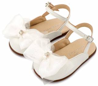 ΠΑΠΟΥΤΣΑΚΙΑ BABYWALKER ΚΟΡΙΤΣΙ  PRI2661-IVORY