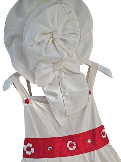 Φόρεμα Εκρού με Κόκκινη Ζώνη & Μαντώ